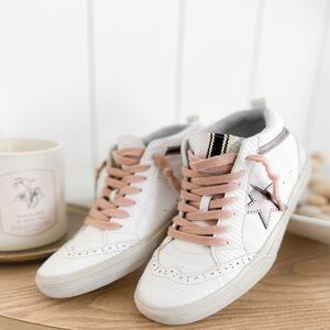 NWOB ShuShop White and Pink Star Sneakers-8.5